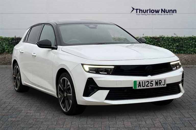 2025 Vauxhall Astra 115kW Ultimate 54kWh 5dr Auto HATCHBACK ELECTRIC Automatic