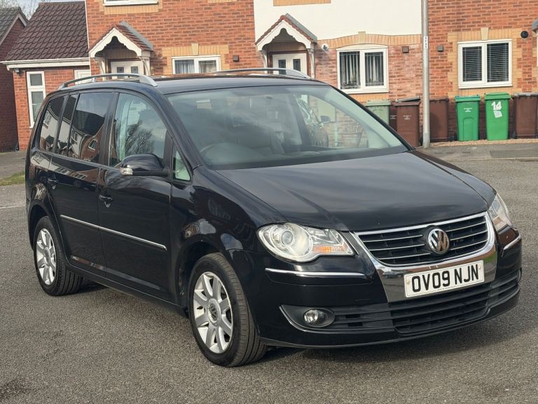 2009 Volkswagen Touran 2.0 TDI Automatic Diesel Sport MPV 5dr Diesel DSG Long Mot
