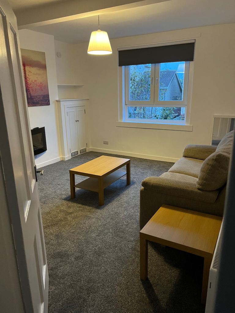 Newly refurbished 2 double bed property to rent (flat)