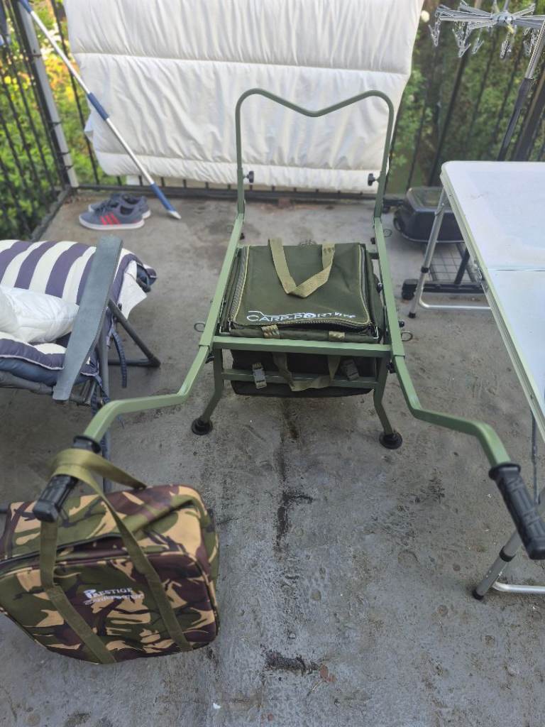 Carp porter barrow & bags