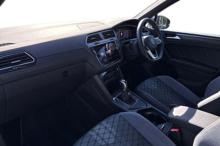 2024 Volkswagen Tiguan 2.0 TDI (SCR) DSG R-Line Edition | Heated Seats |  Park Assist SUV DIESEL ...