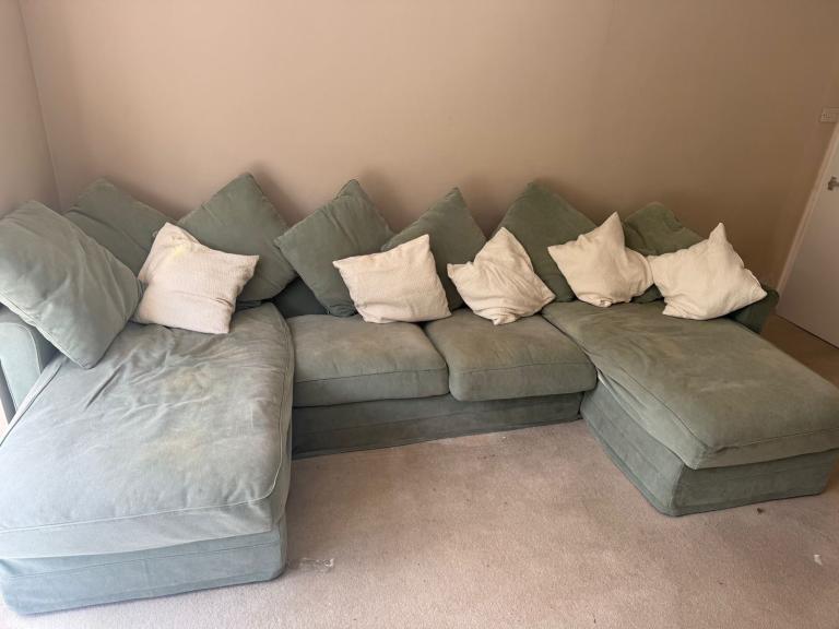 Green Sofa 