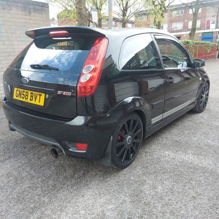  ford fiesta st500 rare car only 500 made and less than 200 still on the road 