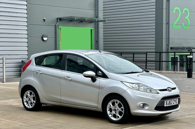 2012 Ford Fiesta 1.25 Zetec 5dr [82] HATCHBACK Petrol Manual