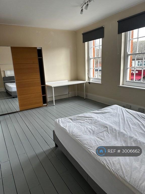 1 bedroom in The Broadway, Southend-On-Sea, SS1 (#3006662)