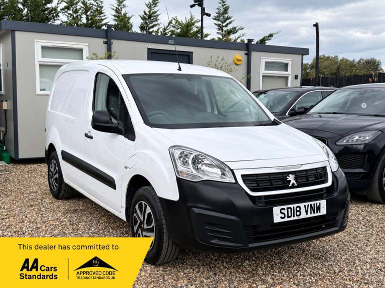 2018 Peugeot Partner 636 SE 67 Van Auto PANEL VAN Electric Automatic