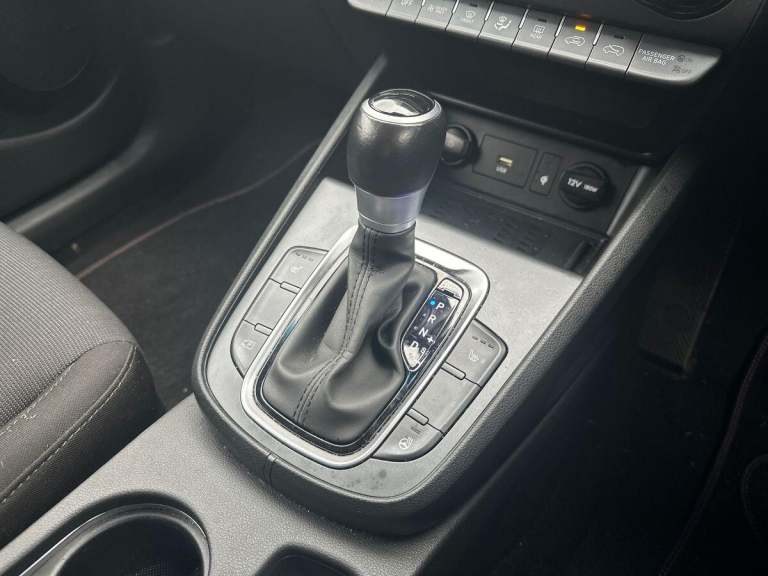 2022 Hyundai KONA 1.6h-GDi Hybrid Premium 5dr Automatic HATCHBACK Petrol/Electric Hybrid Automatic