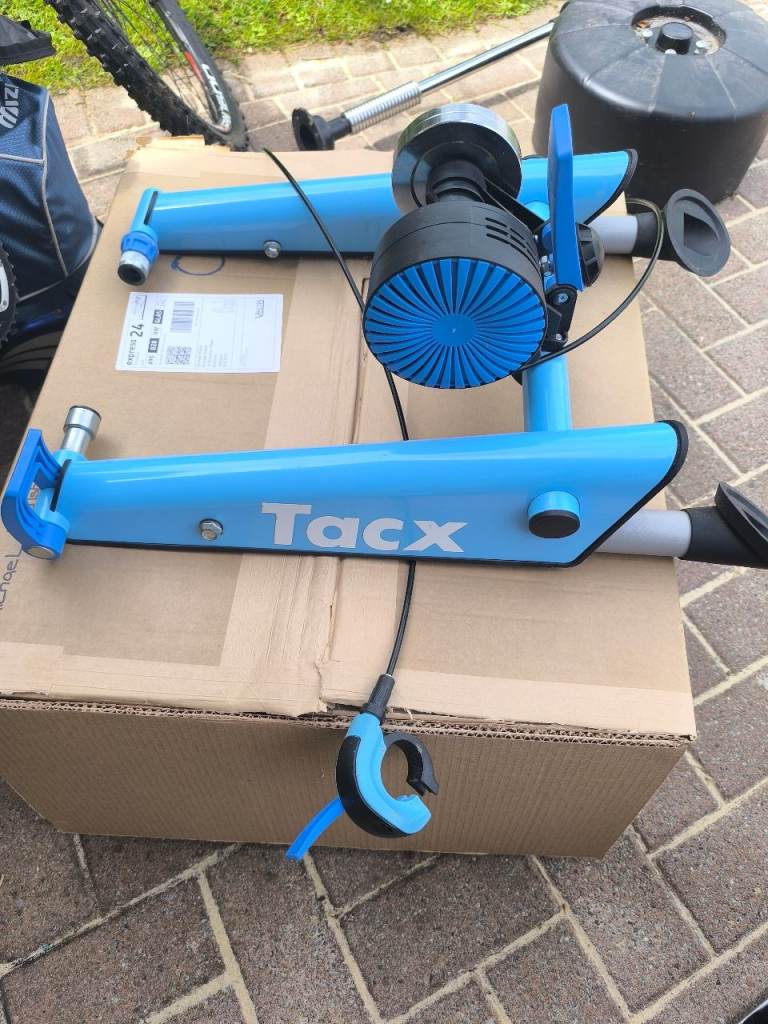 Tacx T2600 Turbo Trainer - Excellent Condition