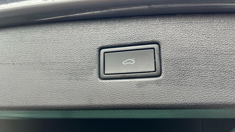 2023 Volkswagen Tiguan 2.0 TSI 320 4Motion R 5dr DSG Petrol Estate Estate Petrol Automatic