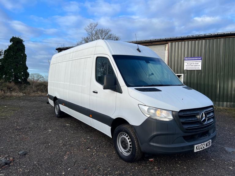 2022 Mercedes-Benz Sprinter 3.5t 315 LWB L3H2 Progressive Van NICE MILES SUPER CLEAN VAN PANEL VA...