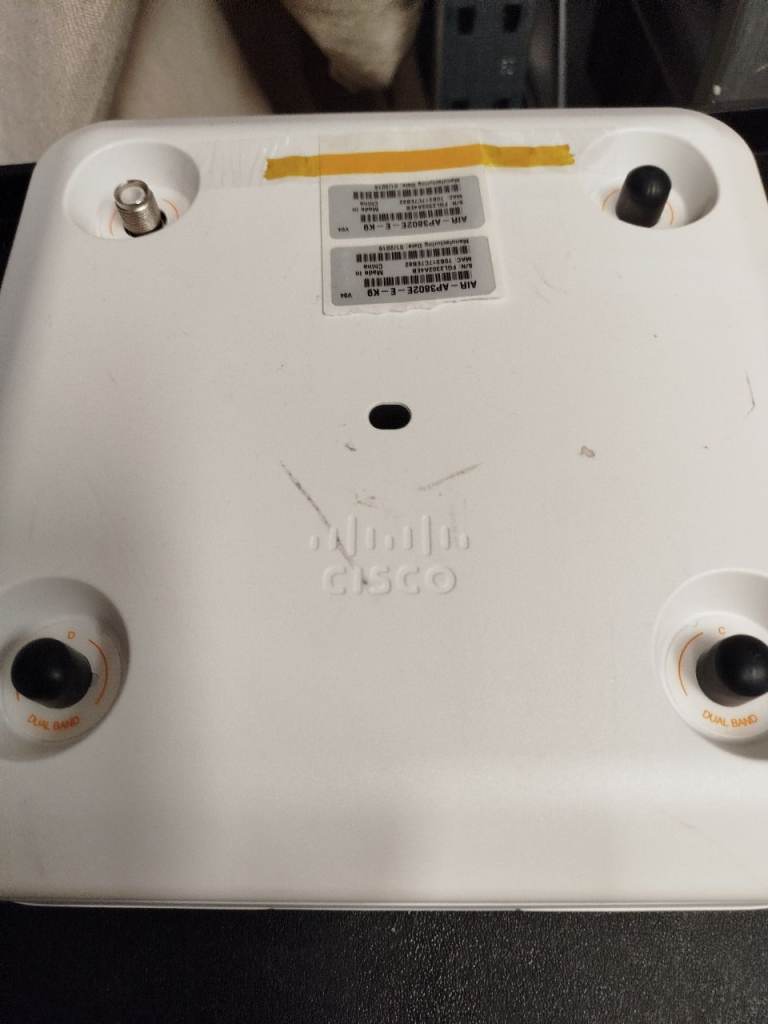 Cisco Wireless POE Access Point. AIR-AP3802E-E-K9. NOT INCLUDED BRACKET, AERIAL