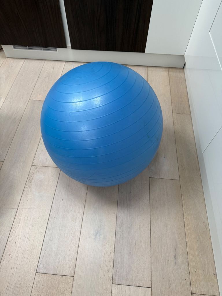 Free yoga ball 