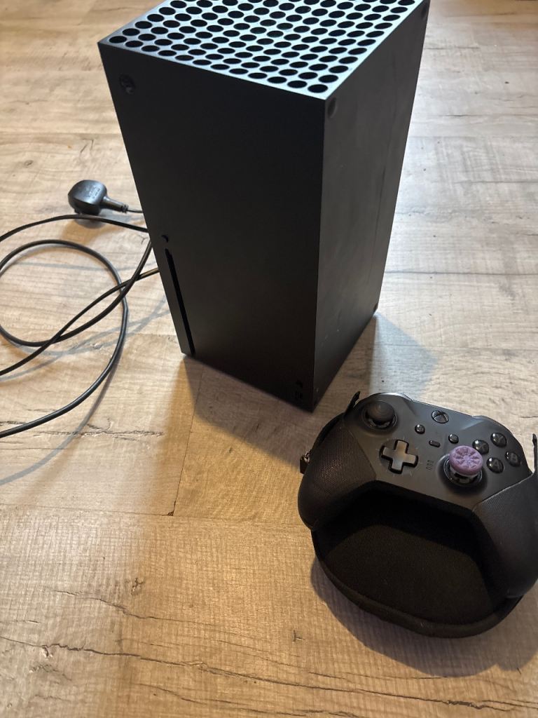 Xbox series x 1TB all cables + elite series 2 controller 