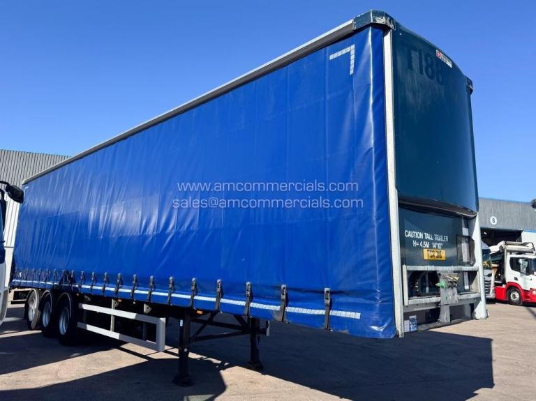 LAWRENCE DAVID 4550MM CURTAINSIDE TRI AXLE TRAILER