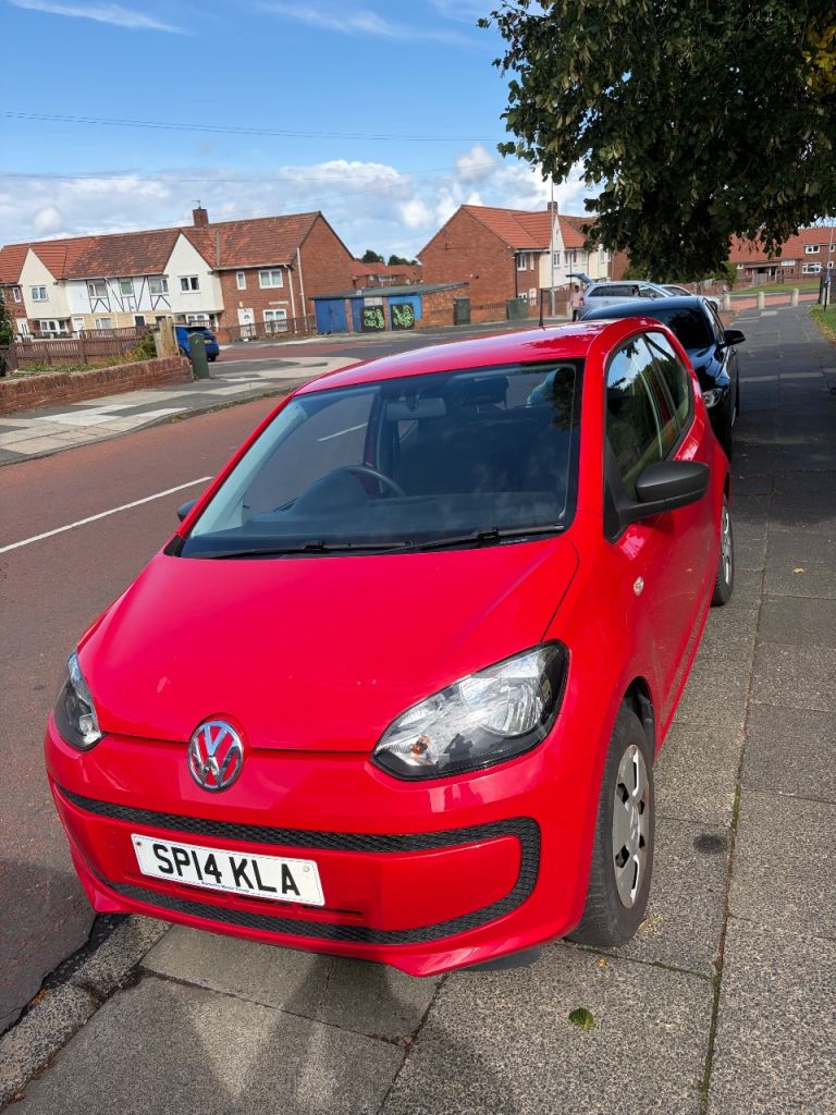 Volkswagen, UP, Hatchback, 2014, Manual, 999 (cc), 3 doors