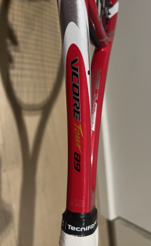 LONDON OK) YONEX VCORE Tour 89 Tennis Racket 89in² G2 4 1/4