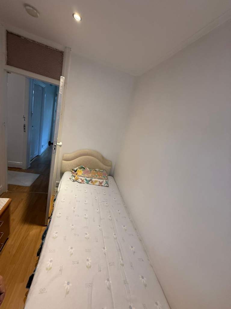 Spacious & Cosy Single room for rent HA2 9PS