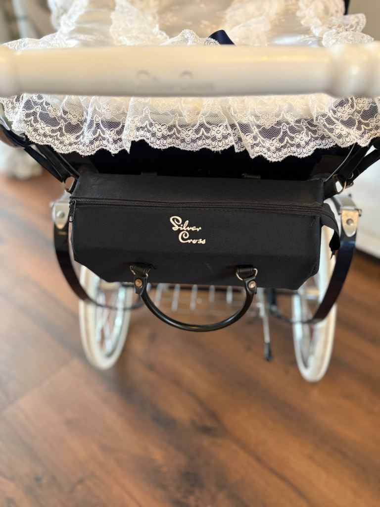 Beautiful Silver Cross coach built dolls pram.