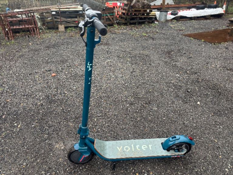 VOLTER electric scooter rides well no charger