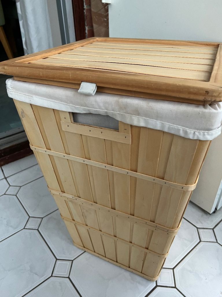 Laundry basket 