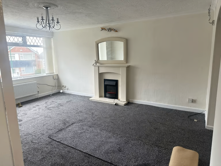 image for Seperate & Spacious 3 Bed House for Rent – NG5 5BT