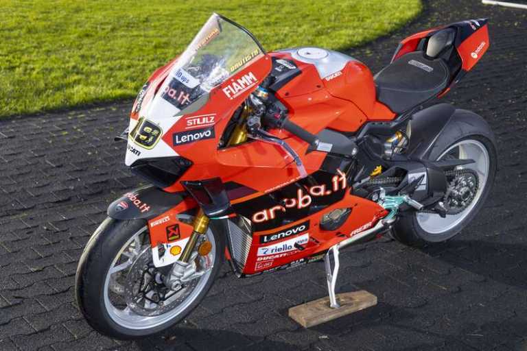  Ducati PANIGALE V4 BAUTISTA WORLD CHAMPIONSHIP REPLICA 11 Manual