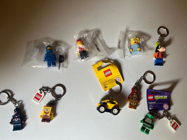 Job lot Lego figures and keyrings