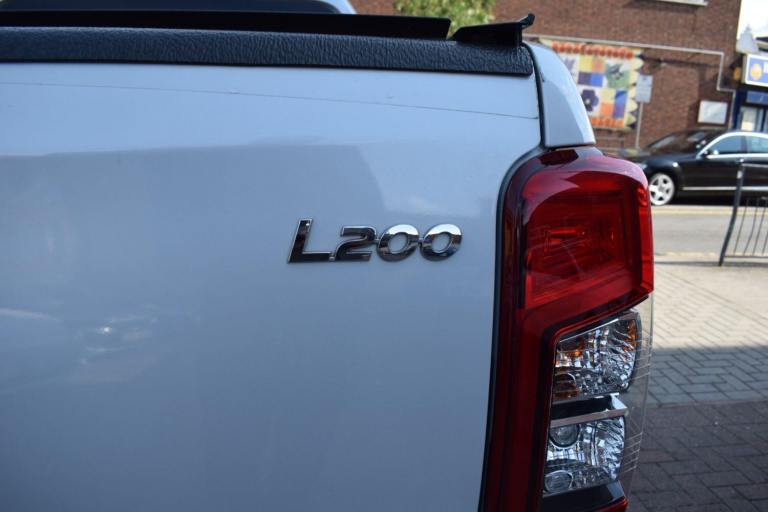 2021 Mitsubishi L200 2.2 DI-D DC Warrior 4WD Euro 6 (s/s) 4dr PICK UP Diesel Manual