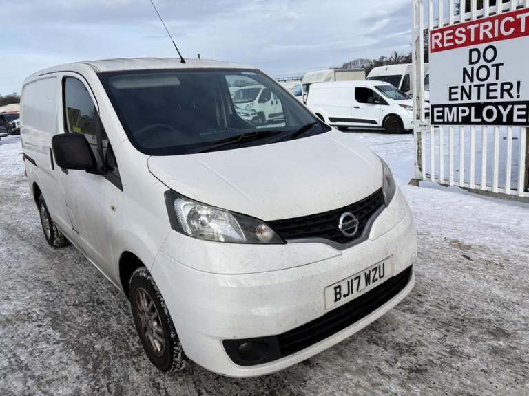2017 Nissan NV200 1.5 dCi Tekna Van CAR DERIVED VAN DIESEL Manual