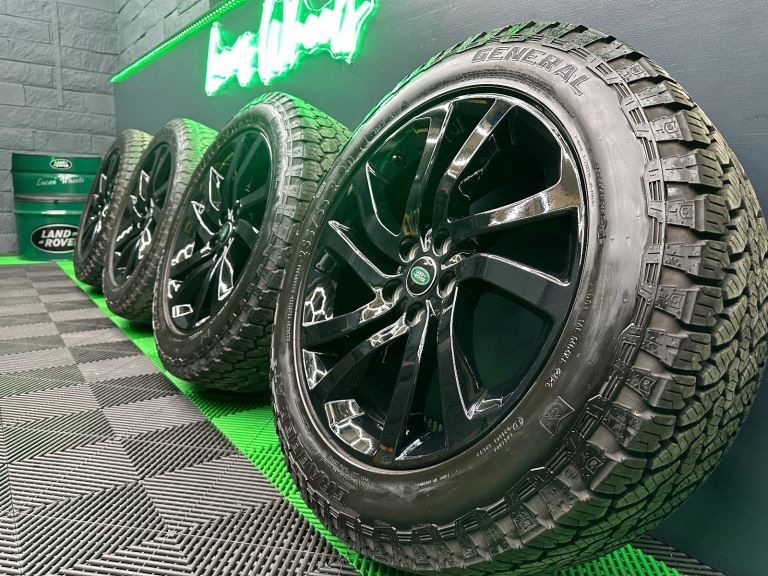 20” Range Rover Sport Vogue Discovery Gloss Black Alloy Wheels style 5011 & General Grabber AT3!