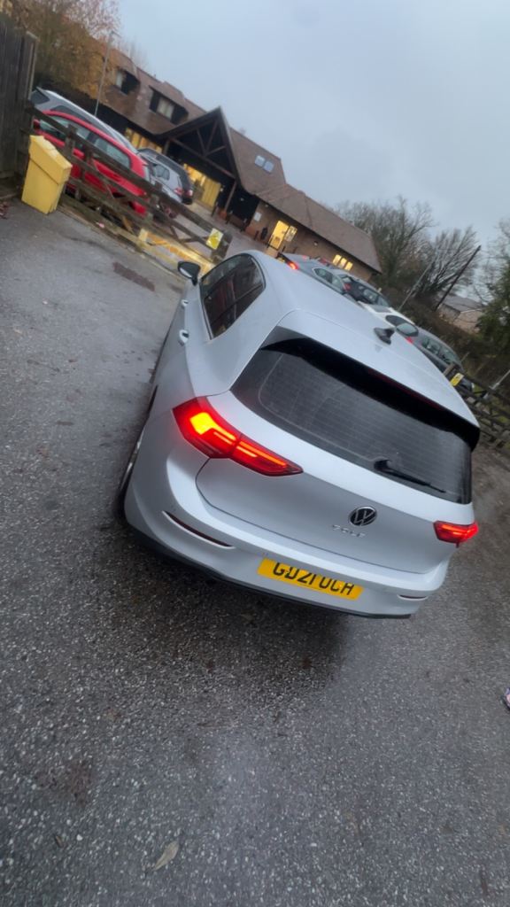 2021 Volkswagen Golf TSI LIFE 1.5L