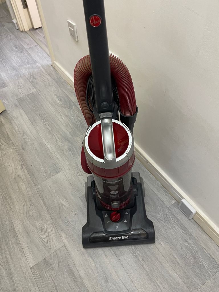 Vacuum cleaner 