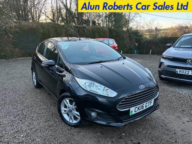 2016 Ford Fiesta 1.0 EcoBoost Zetec Navigation 5dr HATCHBACK Petrol Manual