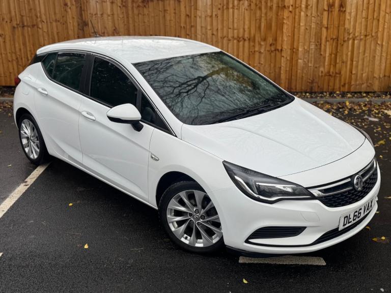 2016 Vauxhall Astra 1.6 CDTi 16V Design 5dr HATCHBACK Diesel Manual