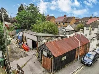 Prime Development Opportunity / Commercial Yard (Freehold)