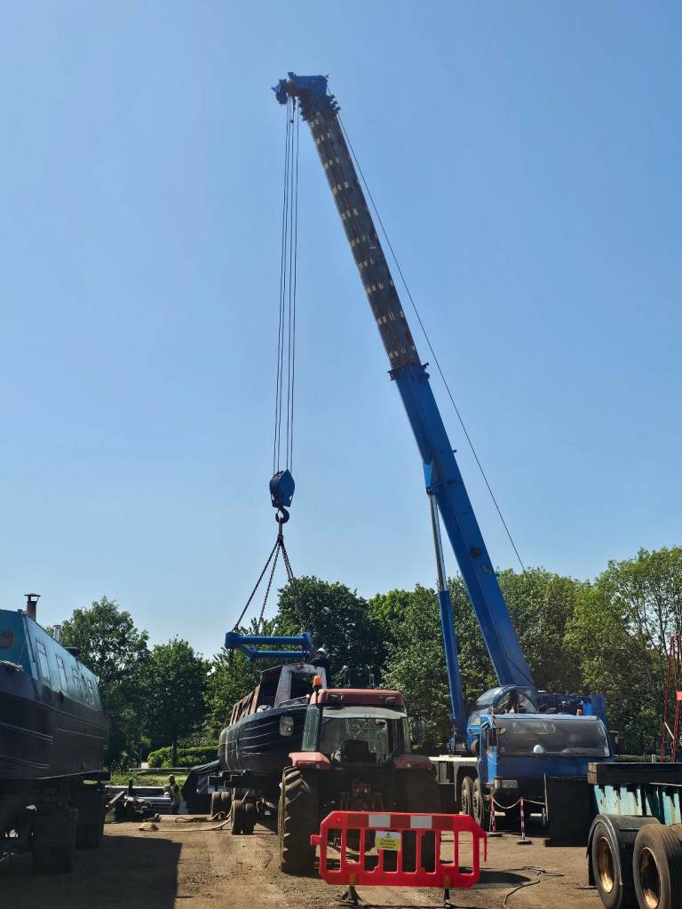 Swop or px 40 foot narrow boat project open to offers or swops for Sale