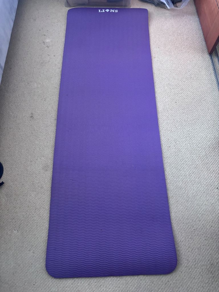 Lions yoga mat