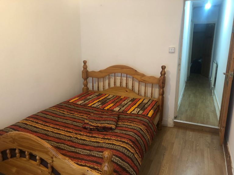 Double bedroom for female 