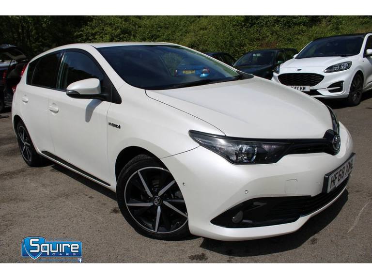 2018 Toyota Auris VVT-h Design Hatchback HYBRID Automatic