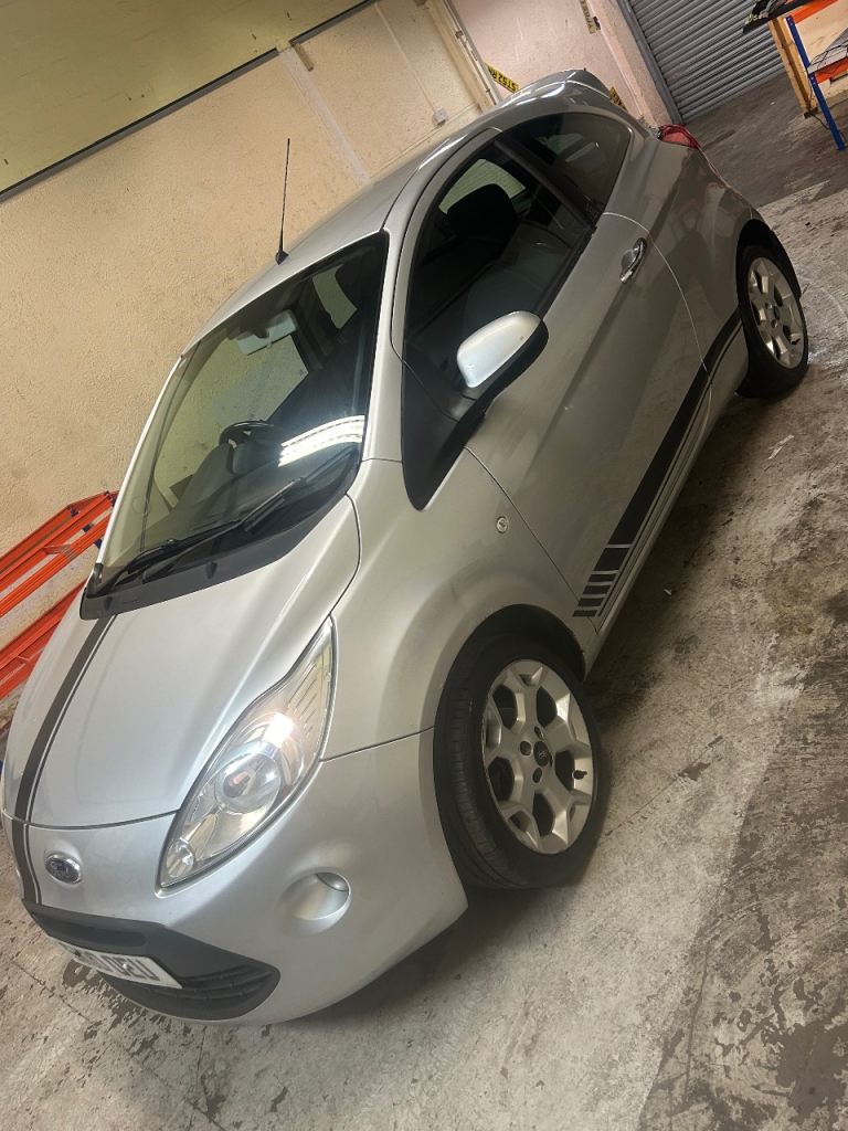 Ford KA, mot end Feb 2027, £35 a year road tax !!!!!!