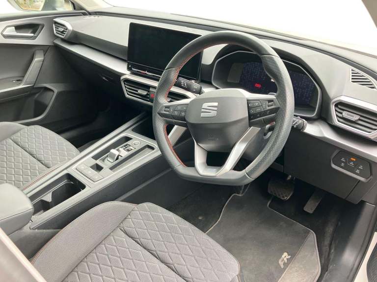 2025 SEAT Leon 1.0 eTSI FR 5dr DSG Hatchback PETROL Automatic