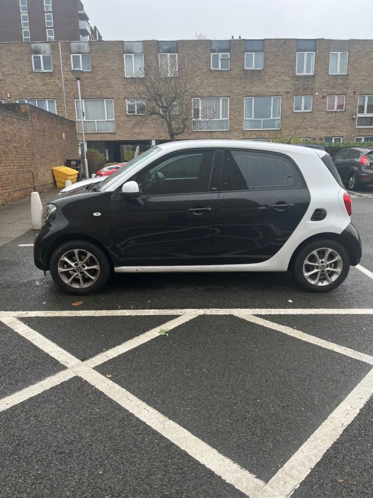 Smart, FORFOUR, Hatchback, 2015, Manual, 999 (cc), 5 doors