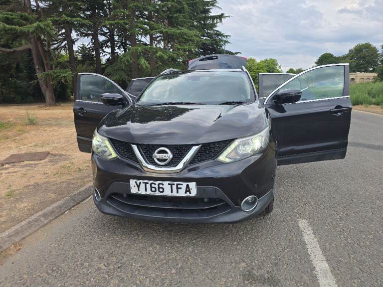 Nissan, QASHQAI, Hatchback, 2016, Manual, 1197 (cc), 5 doors