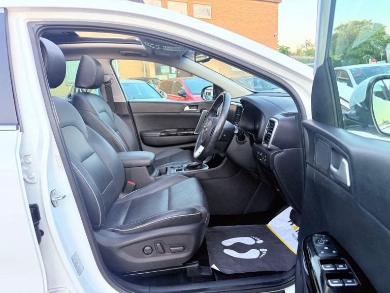 2019 Kia Sportage 1.6 CRDi EcoDynamics+ 4 DCT AWD Euro 6 (s/s) 5dr ESTATE Diesel/Electric Hybrid ...