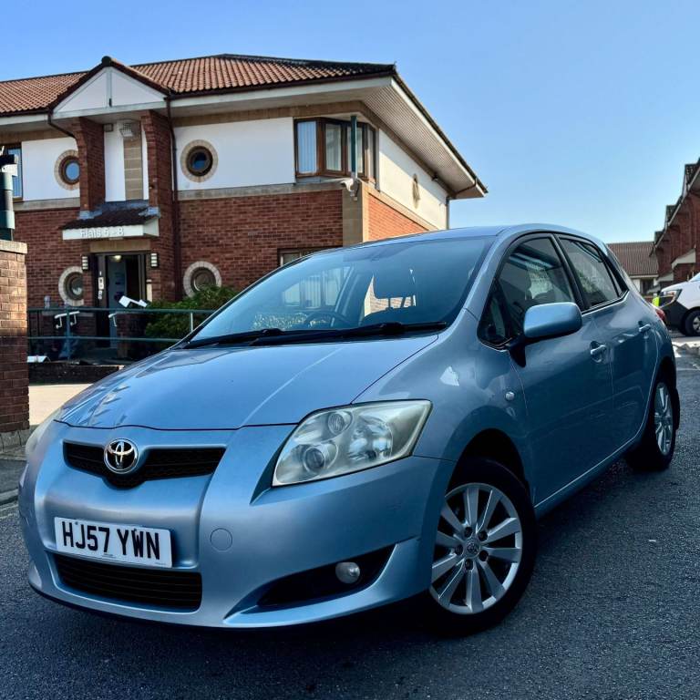 TOYOTA AURIS 1.6 PETROL ULEZ FREE NEW MOT