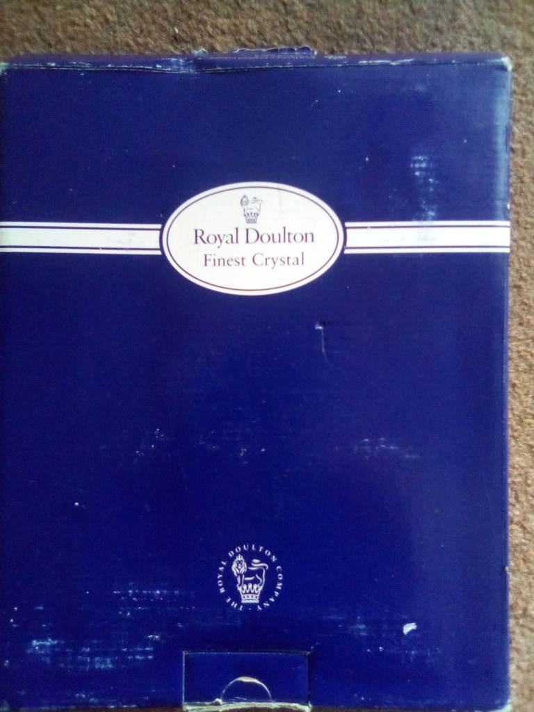 Reduced*£30Royal Doulton finest crystal photo frame 10 X 8 inches; in box brand new, vintage