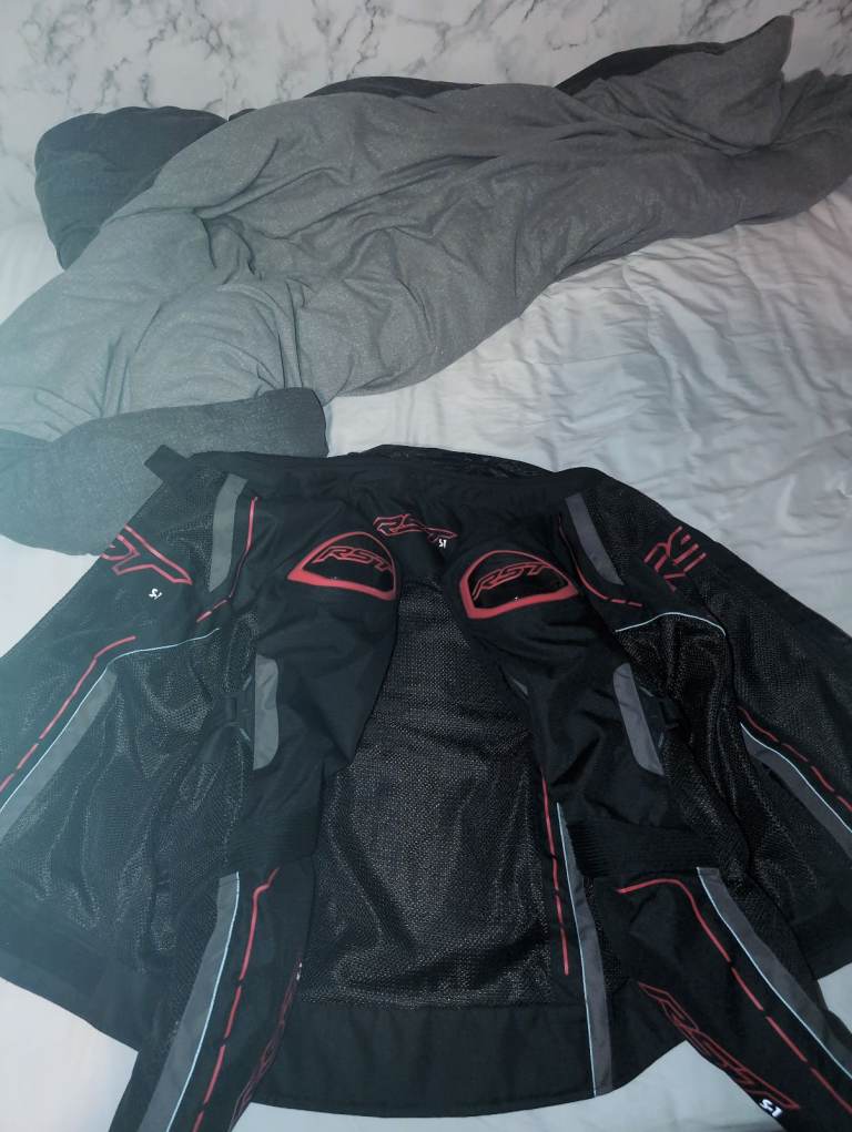 RST motorbike jacket with elbow, arm and back protection - like new