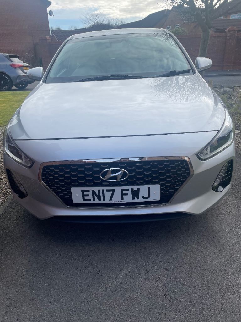 Hyundai i30 1.0 SE Nav T-GDi Euro 6 (s/s) 5dr 2017, Hatchback, Colour - Silver