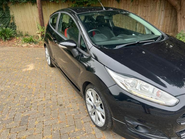 FORD FIESTA 1.0 T EcoBoost Zetec S 2015