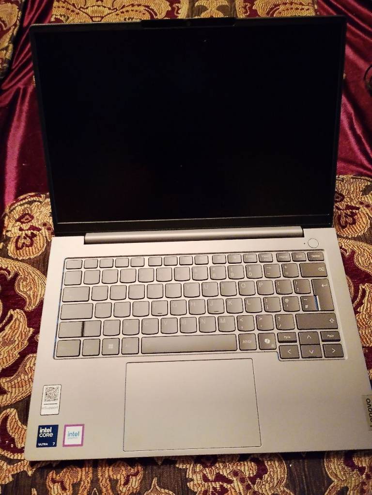 Lenovo Laptop Intel Core ultra 7